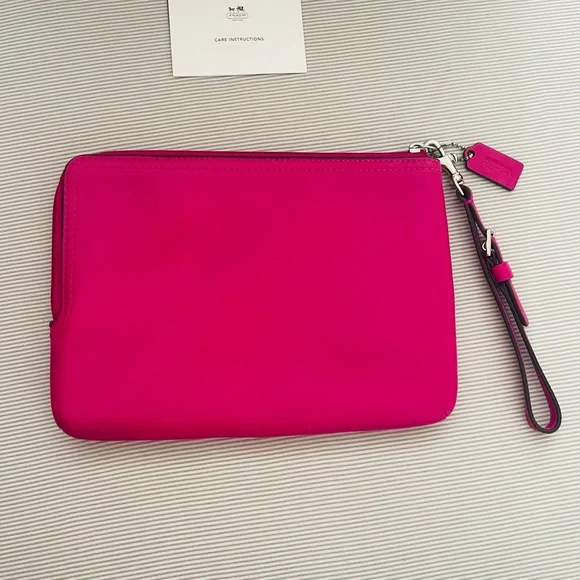 Coach Large Wristlet - Picture 2 of 6